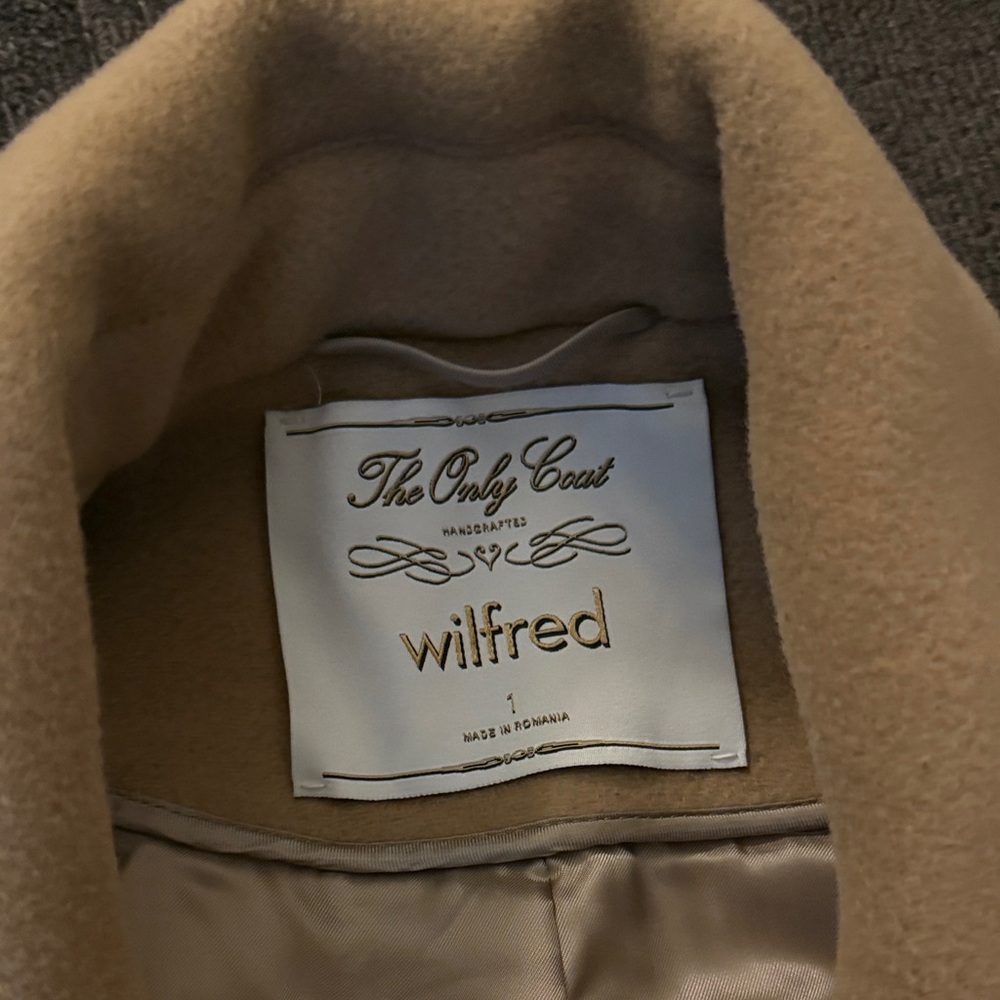Stylish Tan Overcoat - Picture 5 of 7